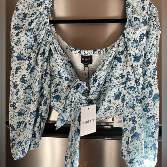NWT BARDOT floral top - Picture 7 of 8